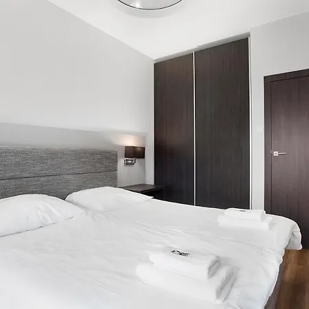 Ms Bra Bank Ii Apartman